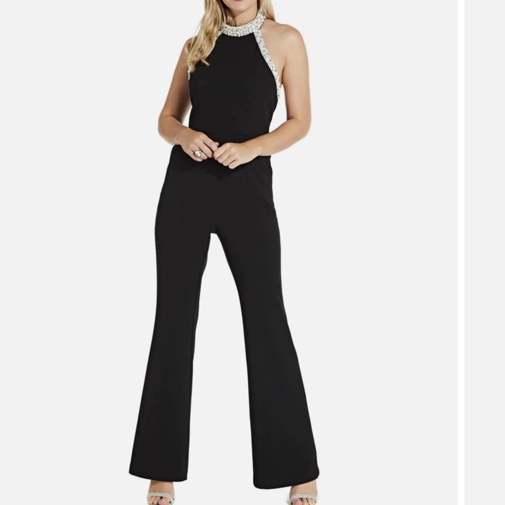 Adrianna Papell Halter Wide Leg Velvet Jumpsuit. Sz16